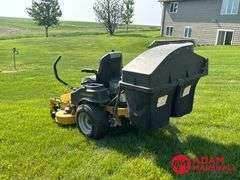 2016  Hustler  Raptor  Flip-Up Zero Turn Lawn Mower - 48IN