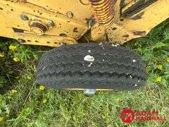 New Holland  660  Round Baler