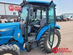 LS  XR4046  MFWD Utility Tractor w/Loader