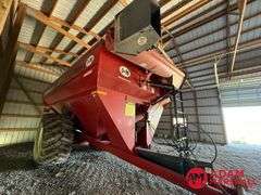 2019 J & M 1000 GrainStorm Grain Cart