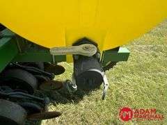 2003  John Deere  1590   No-Till Grain Drill - 20FT