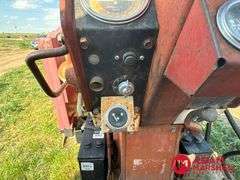 1964  Farmall  706  Tractor w/ Loader & Blade - Diesel