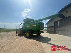 2016  John Deere  S680  Combine