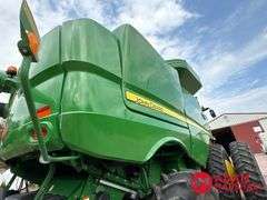 2014  John Deere  S670  Combine