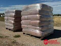 (60) Cedar Stixs Premium Cedar Fiber Bedding (sold 60 x bid)