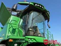 2017 John Deere S680 Combine