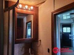 2013  Shadow   4 Horse Trailer w/ Living Quarters   - 42FT