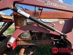 1964  Farmall  706  Tractor w/ Loader & Blade - Diesel