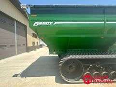 2014  Brent  1396  Grain Cart