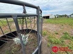 Behlen   MFG  Haysmart Bale Feeder