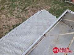 2013  Shadow   4 Horse Trailer w/ Living Quarters   - 42FT