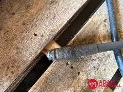 (2) Hydraulic Cylinders