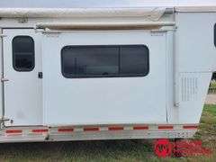 2013  Shadow   4 Horse Trailer w/ Living Quarters   - 42FT