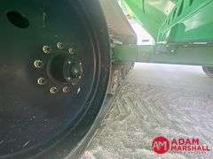 2014  Brent  1396  Grain Cart