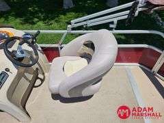 2014  Sun Tracker  Party Barge 20DLX  Pontoon - 20FT