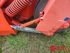 2010  Kuhn  FC 4000  RG Windrower - 13FT