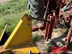 1964  Farmall  706  Tractor w/ Loader & Blade - Diesel
