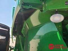 2016  John Deere   S660  Combine - 4WD