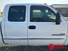 2002  GMC  Sierra K2500 HD  Pickup - Diesel