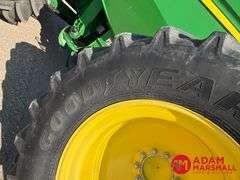 2017 John Deere S680 Combine