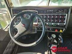 2022  Kenworth  W900  Semi Truck