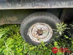 1981  Blair  Gooseneck Flat Bed Trailer - 25FT
