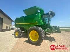 2016  John Deere  S680  Combine