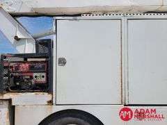 2006  International  4400  Boom Bucket Truck
