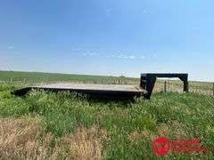1981  Blair  Gooseneck Flat Bed Trailer - 25FT