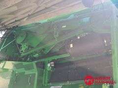 2016  John Deere   S660  Combine - 4WD