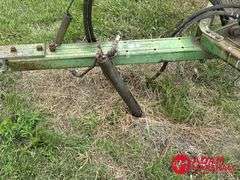 John Deere  8300  Grain Drill - 13FT