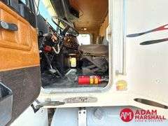 1996  Freightliner  FLD 120  Semi Truck