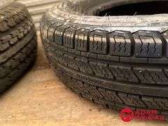 (1) NEW Carlisle, Radial Trail Tire - ST185/80R13