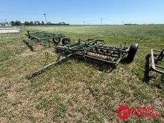 John Deere  Roller Packer