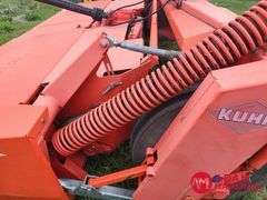 2010  Kuhn  FC 4000  RG Windrower - 13FT