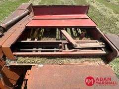 New Holland  268  Square Baler