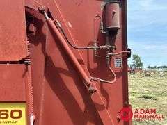 New Holland  660  Round Baler