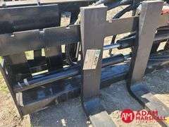 Unused 2024 AGROTK 48IN Pallet Forks w/ Hydraulic Adjustment