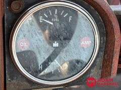 1964  Farmall  706  Tractor w/ Loader & Blade - Diesel