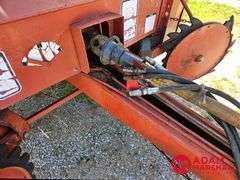 Hesston  550  Baler