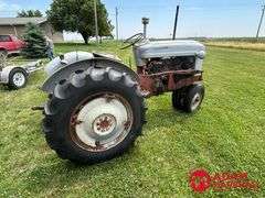 1956  Ford  960  Tractor - Gasoline