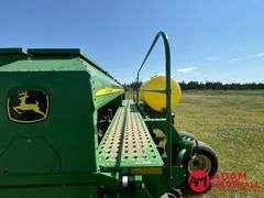 2003  John Deere  1590   No-Till Grain Drill - 20FT
