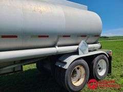 1980  Fruehauf  Aluminum Fuel  Semi Trailer - 9,200 Gallon