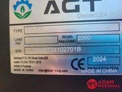 Unused 2024 AGROTK 48IN Pallet Forks w/ Hydraulic Adjustment