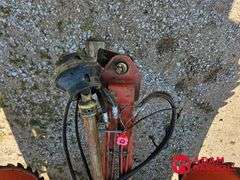 Hesston  550  Baler