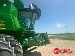 2016  John Deere  S680  Combine