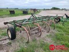 KMC  Chisel Plow - 17FT
