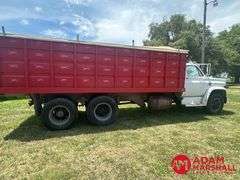 1973  Chevrolet  C65  Grain Truck - Gasoline