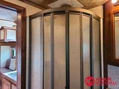 2013  Shadow   4 Horse Trailer w/ Living Quarters   - 42FT