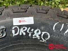 (1) Cooper, Discoverer Tires - AT3, 265/75R16